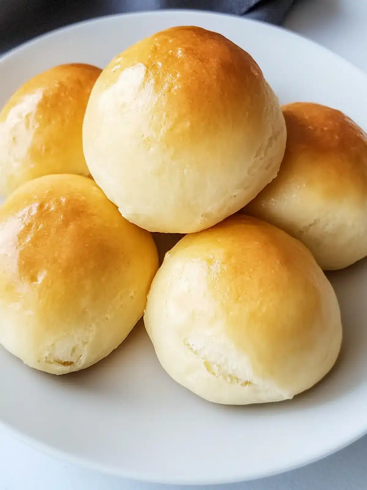 Buttery Soft Buttermilk Rolls